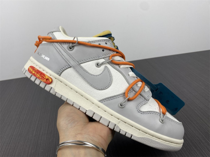 Off-White x Dunk Low ‘Lot 44 of 50’ DM1602-104