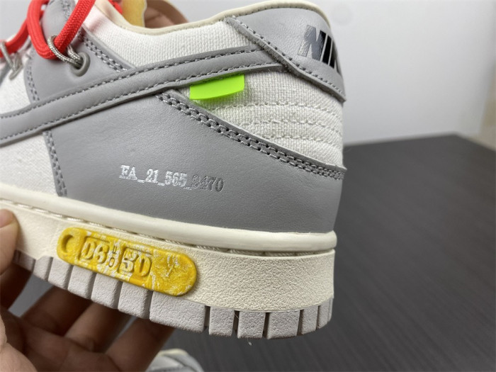 Off-White x Dunk Low ‘Lot 06 of 50’ DJ1602-110
