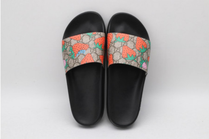 GUCC SLIPPERS