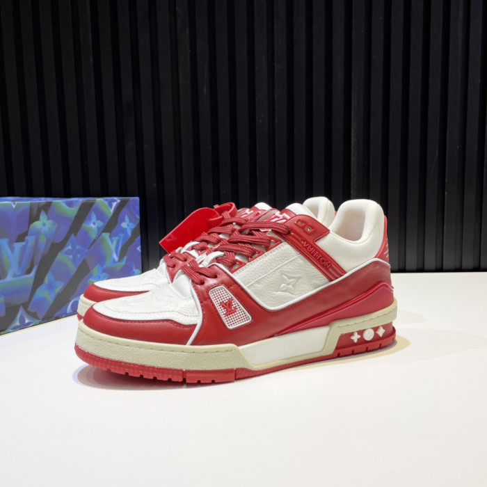 LV TRAINER SNEAKER LOW