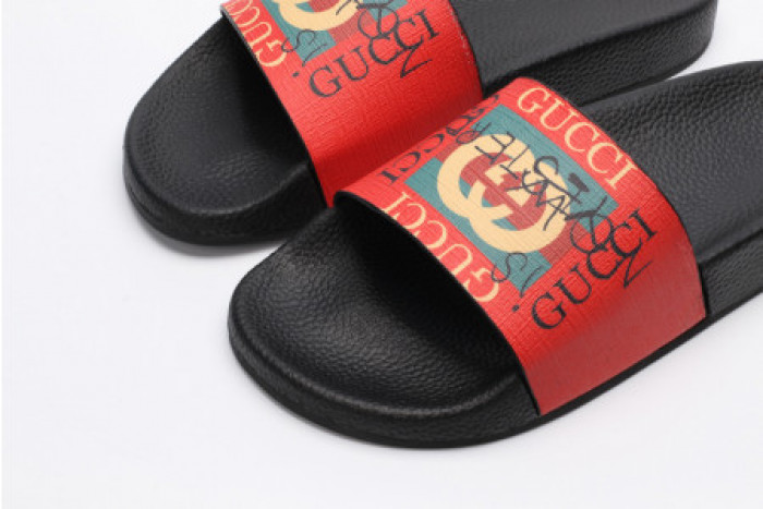 GUCC SLIPPERS