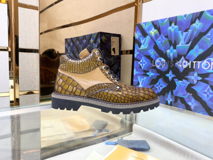 LOUS VUITO BOOTS
